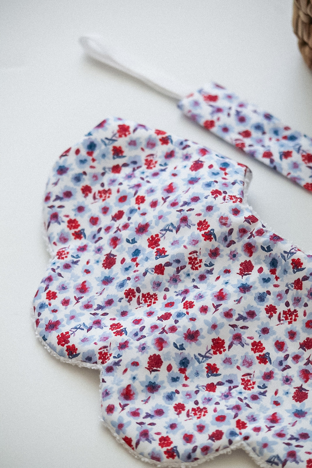 Babete Impermeável Mirtilo