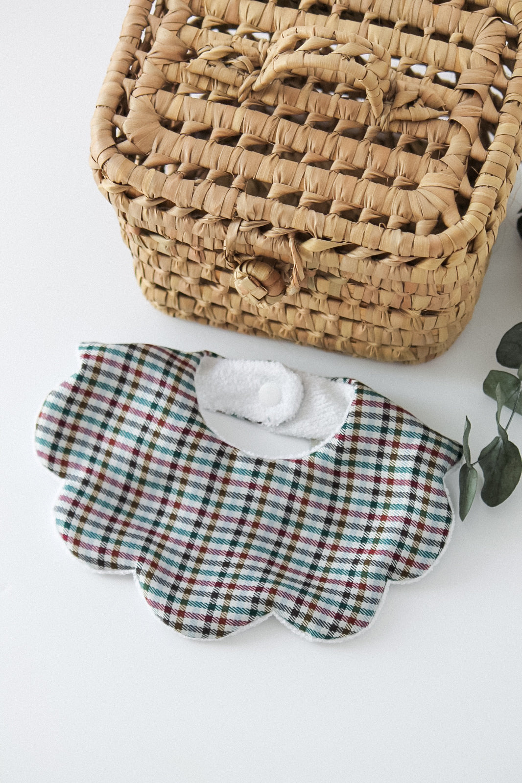 Babete Impermeável Xadrez Verde