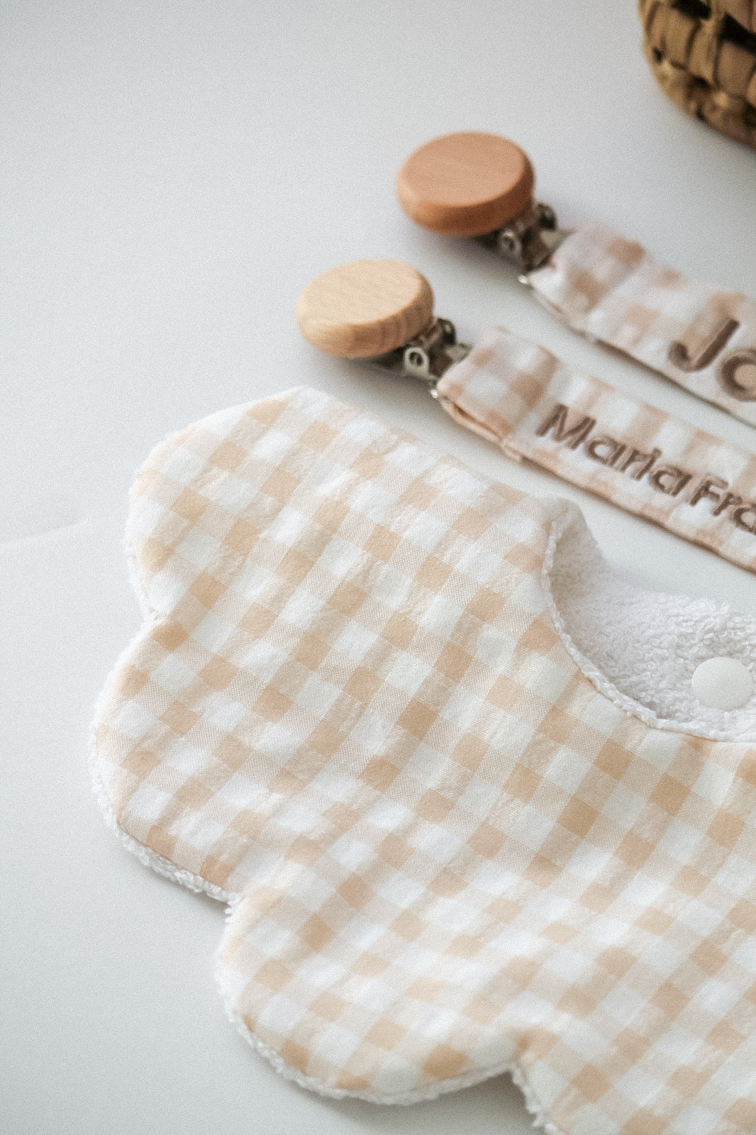 Babete Impermeável Vichy Bege