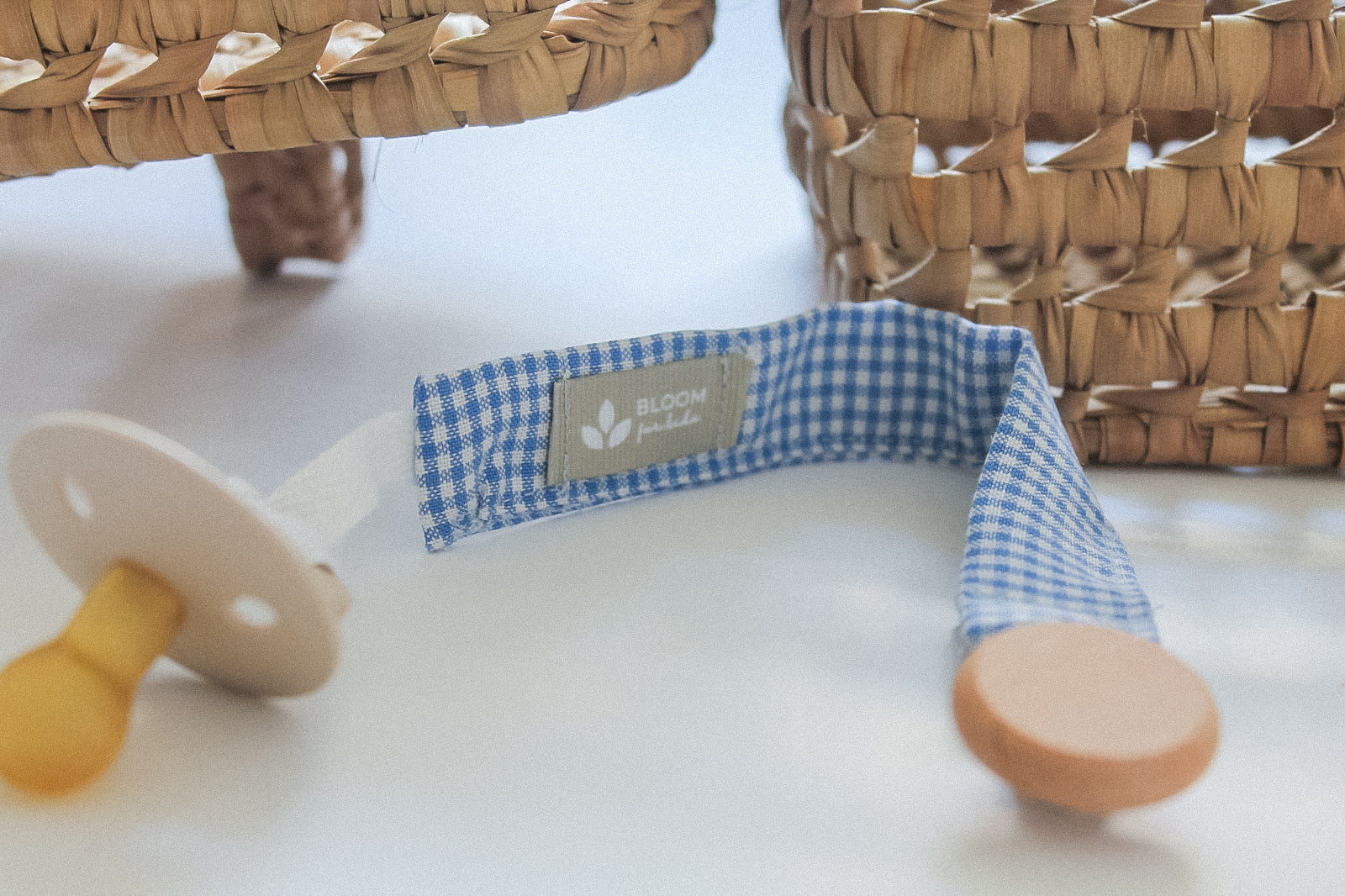 Prendedor Chupeta Vichy Azul