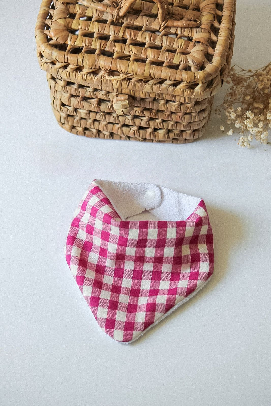 Babete Impermeável Lenço Vichy Rosa