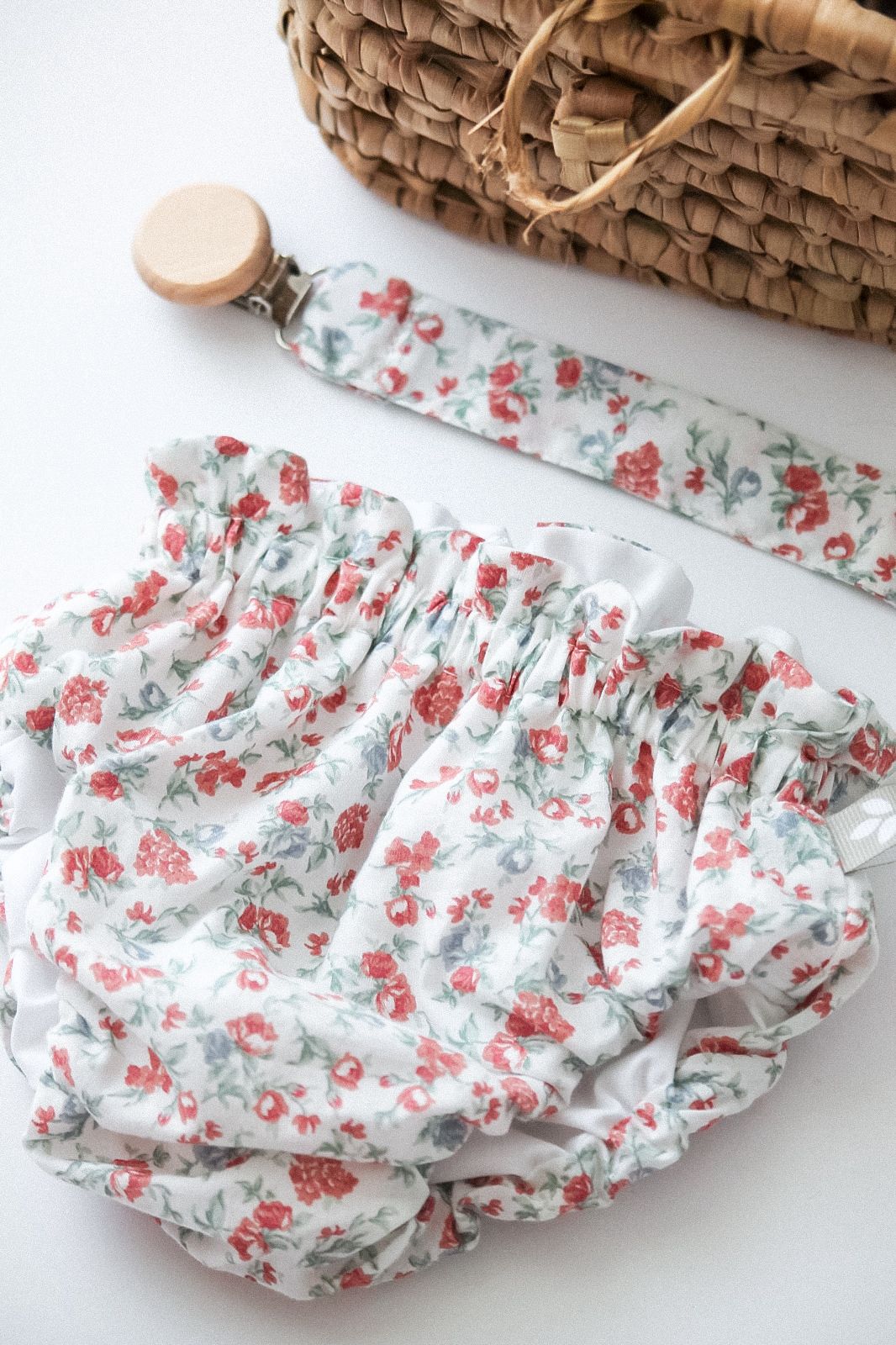 Tapa Fraldas Florido Coral