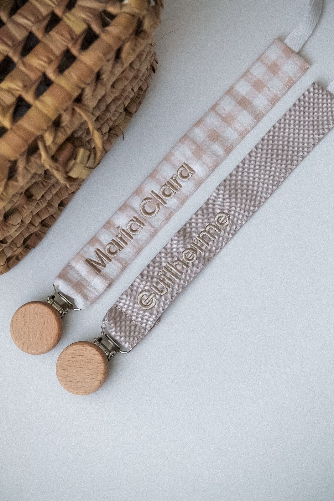 Prendedor de Chupetas Liso