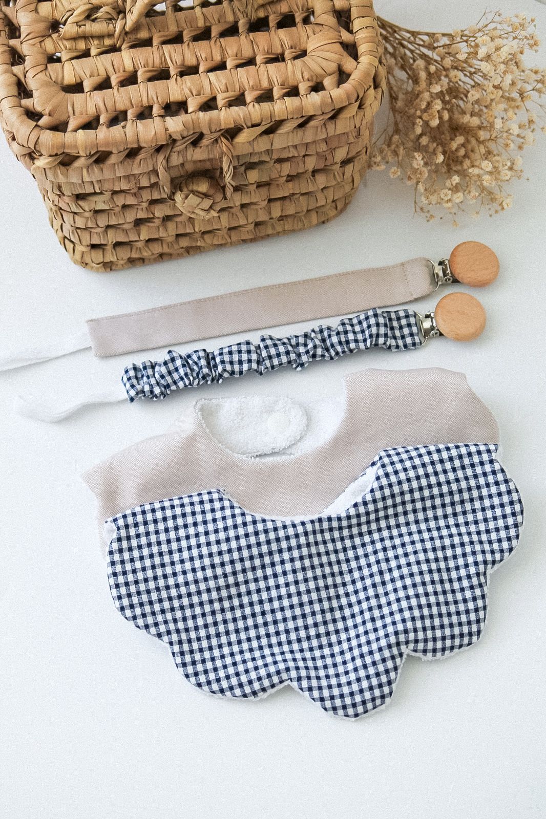 Prendedor de Chupetas Liso